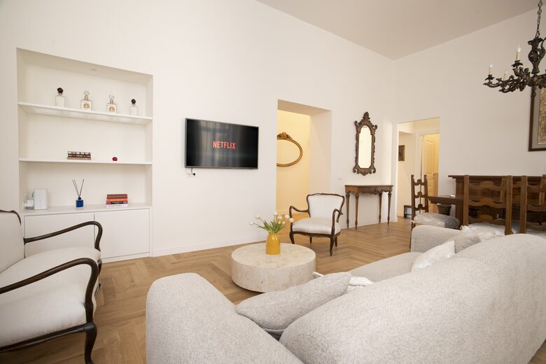 Naples 3BR by the Duomo with Panoramic City Views - Naples, Italy