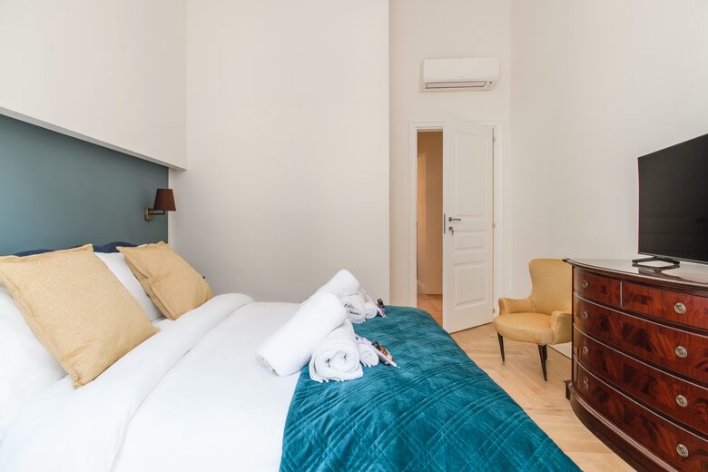 Naples 3BR by the Duomo with Panoramic City Views - Naples, Italy