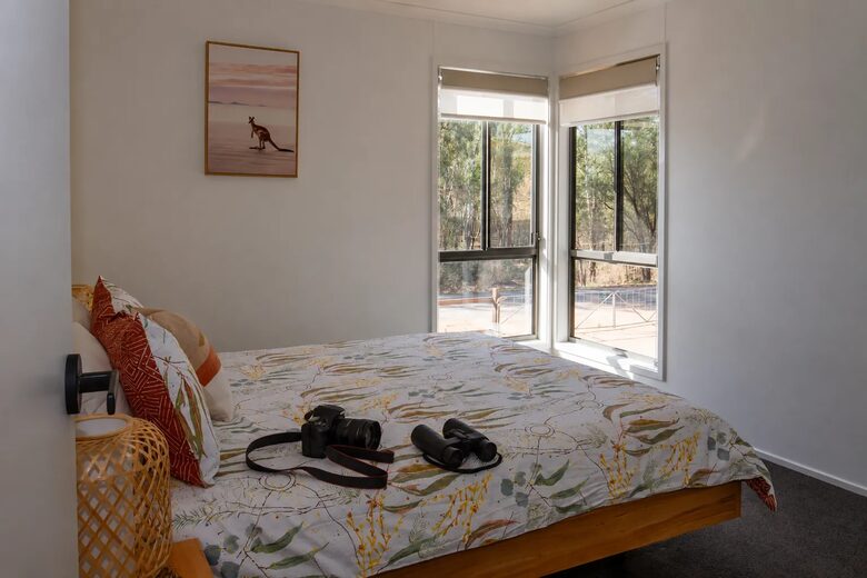 Murray River Escape with Private Jetty and Cliff Views - Brenda Park, Australia