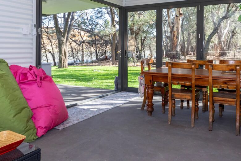 Murray River Escape with Private Jetty and Cliff Views - Brenda Park, Australia