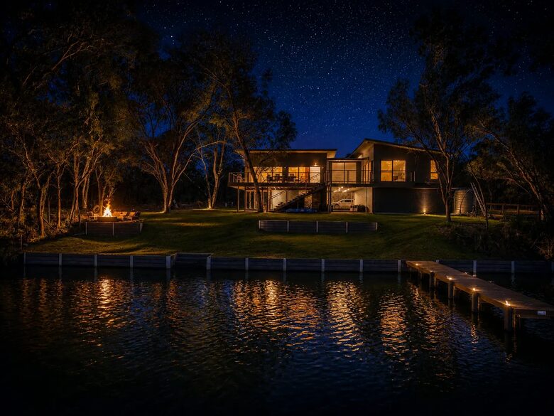 Murray River Escape with Private Jetty and Cliff Views - Brenda Park, Australia