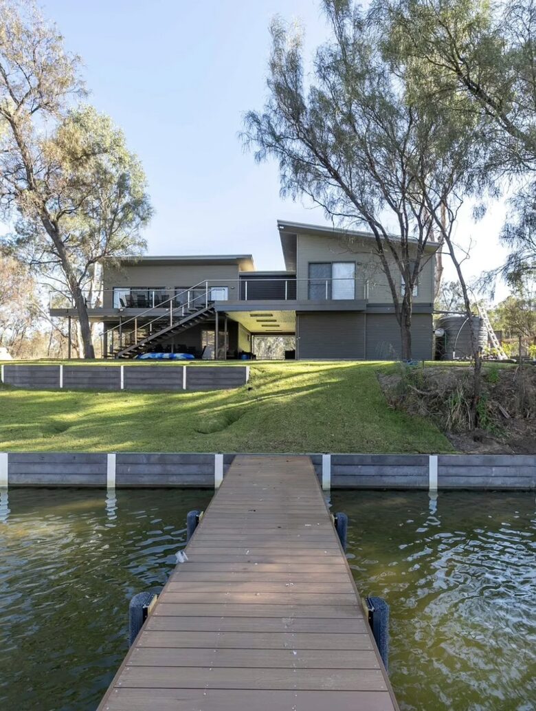 Murray River Escape with Private Jetty and Cliff Views - Brenda Park, Australia