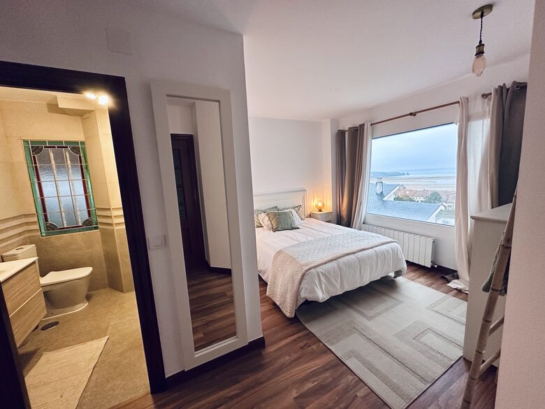 Sea View Residence with Pool and Guest Apartment - Mogro, Spain
