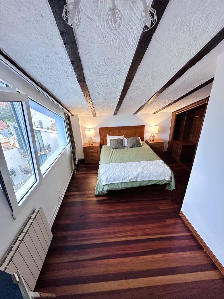 Sea View Residence with Pool and Guest Apartment - Mogro, Spain