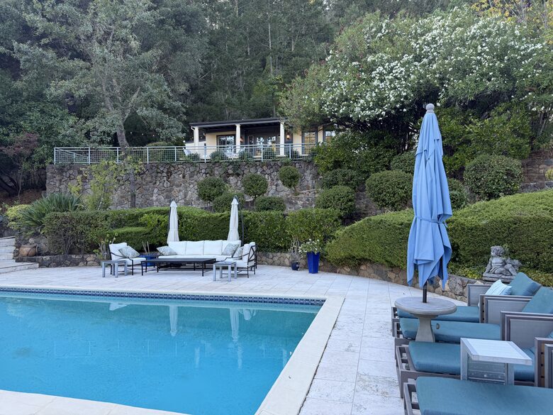 Private Calistoga Estate Surrounded by Woodlands - Calistoga, California
