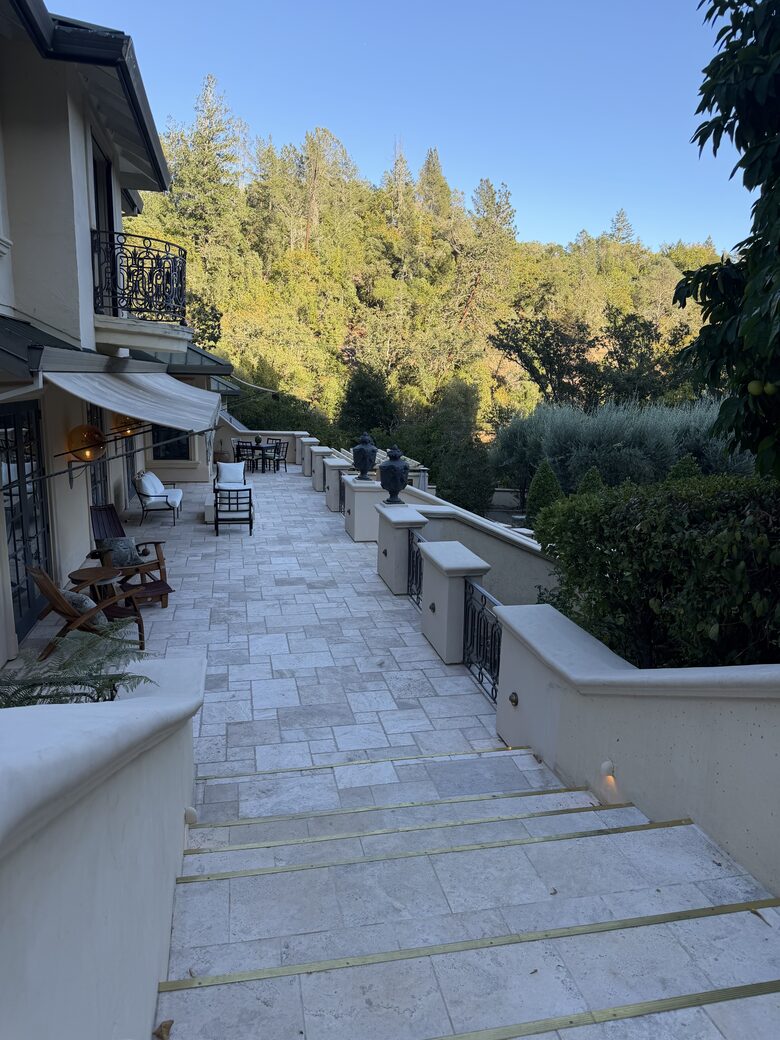 Private Calistoga Estate Surrounded by Woodlands - Calistoga, California