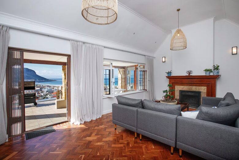 Fish Hoek Home with Panoramic False Bay Views - Fish Hoek, South Africa