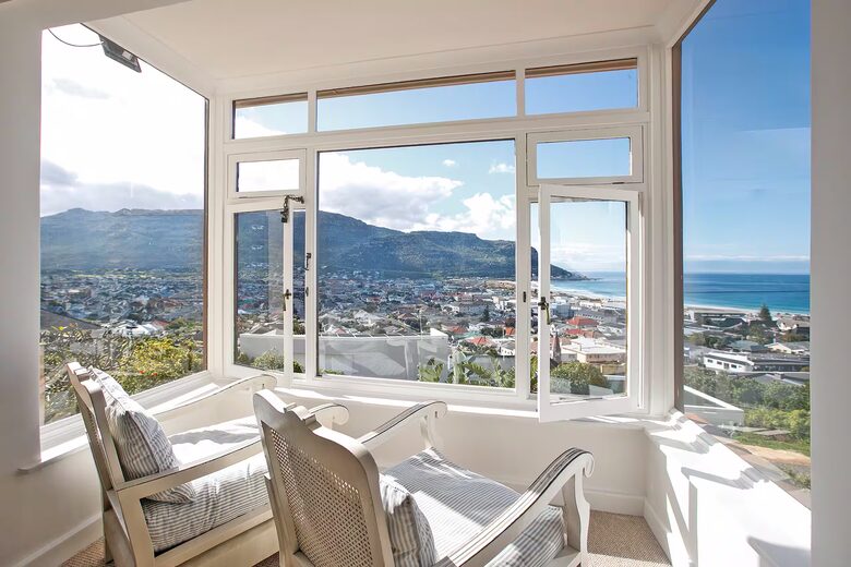 Fish Hoek Home with Panoramic False Bay Views - Fish Hoek, South Africa