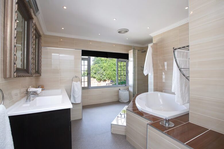 Fish Hoek Home with Panoramic False Bay Views - Fish Hoek, South Africa
