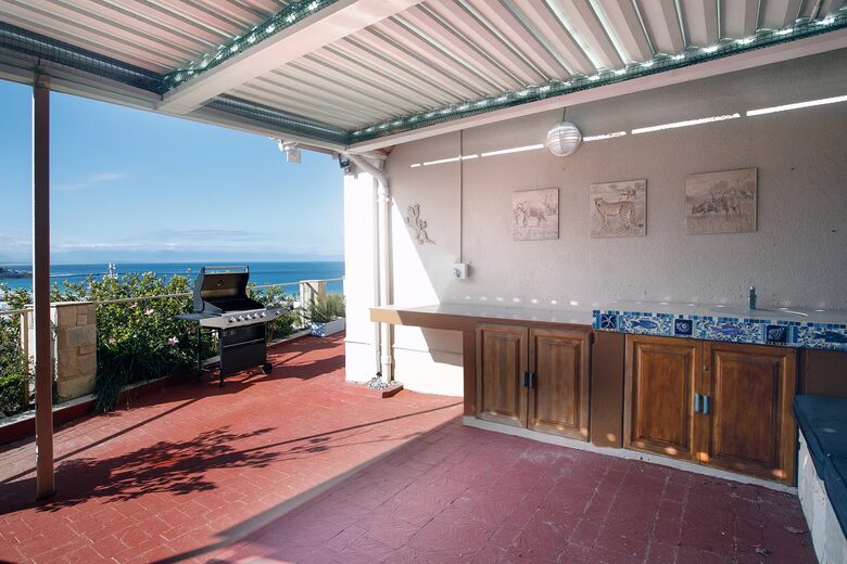 Fish Hoek Home with Panoramic False Bay Views - Fish Hoek, South Africa
