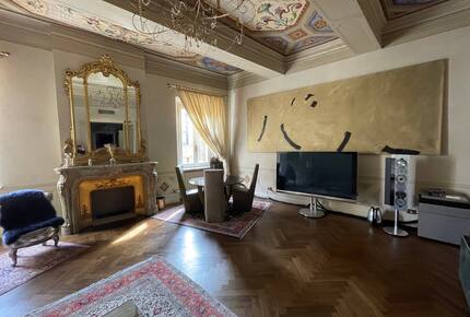 Modena Piazza Grande Residence Opposite the Cathedral - Modena, Italy