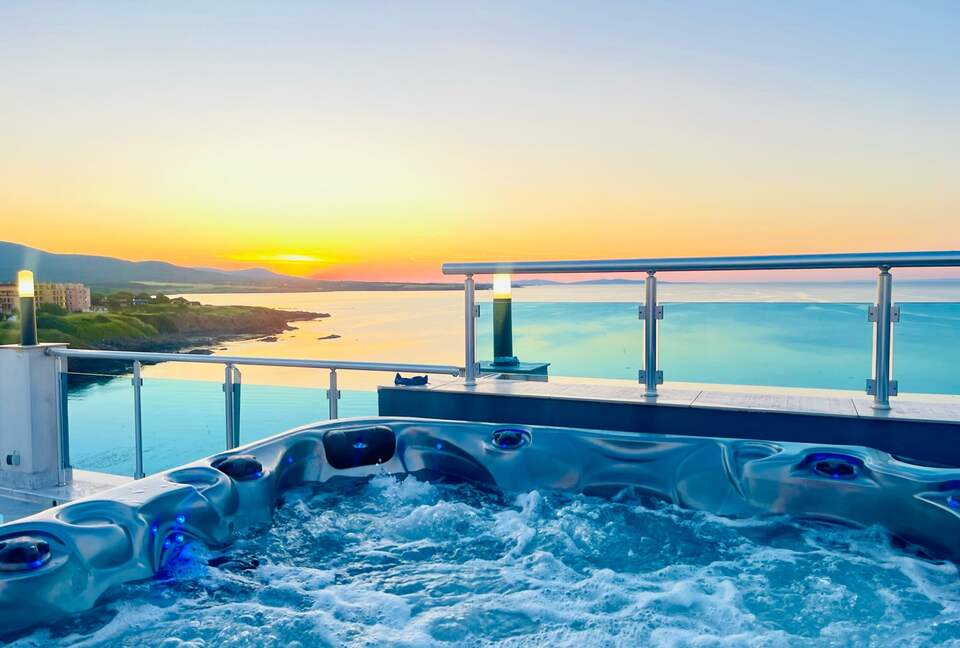 Ahtopol Waterfront Stay with Panoramic Black Sea Views - Ahtopol, Bulgaria