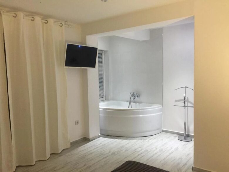 Ahtopol Waterfront Stay with Panoramic Black Sea Views - Ahtopol, Bulgaria