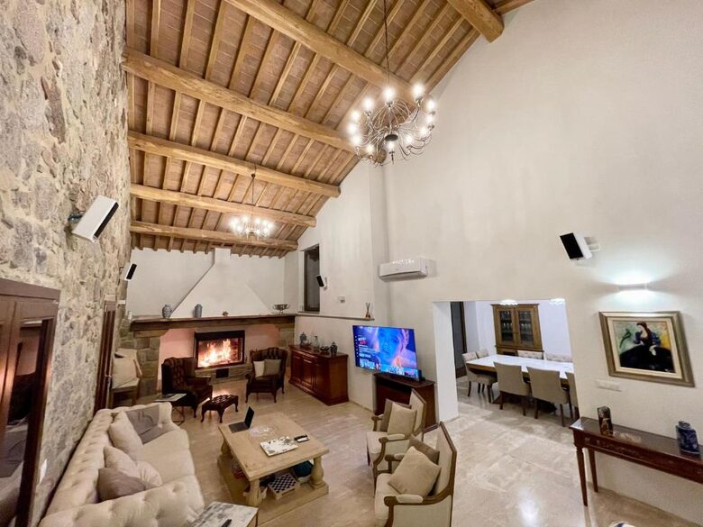 Tuscan Estate with Panoramic Countryside Views - Castel del Piano, Italy