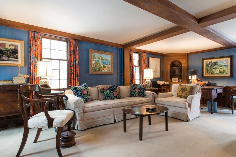 Manchester-by-the-Sea Historic Estate with Four-Acre Gardens - Manchester, Massachusetts