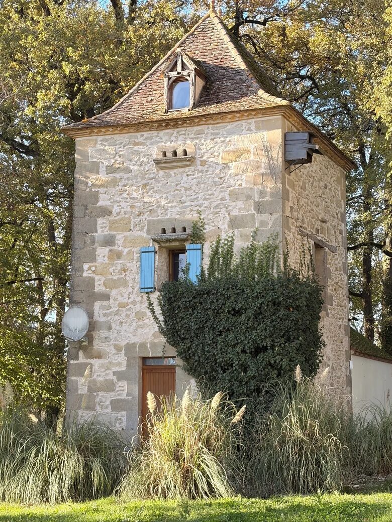 18th-Century Château in Southwest France - Montignac-de-Lauzun, France