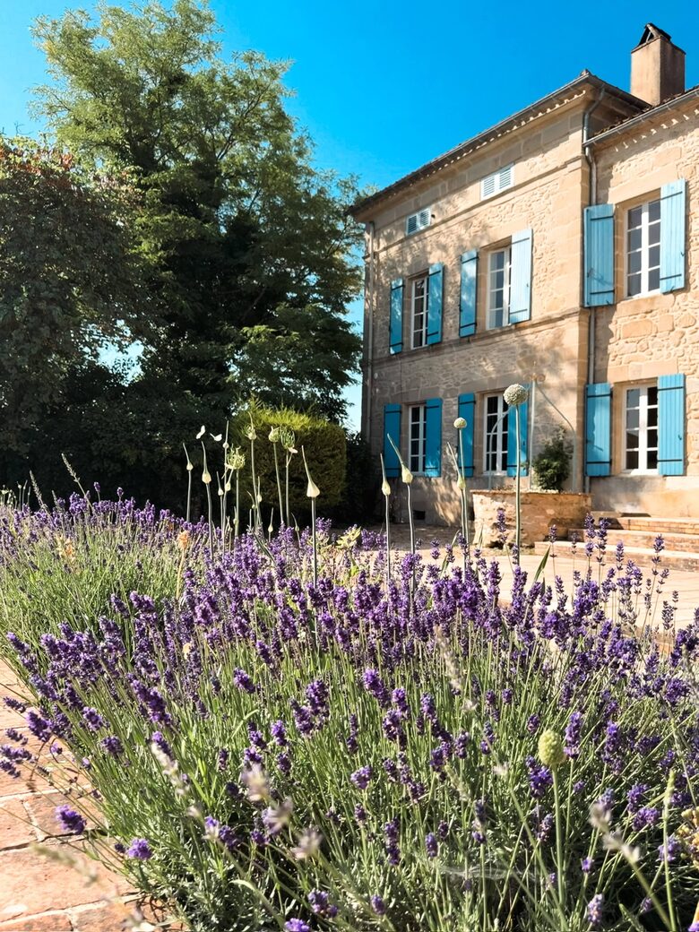 18th-Century Château in Southwest France - Montignac-de-Lauzun, France