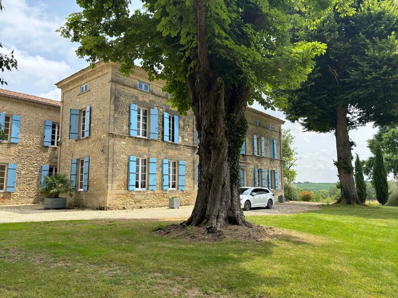 18th-Century Château in Southwest France - Montignac-de-Lauzun, France