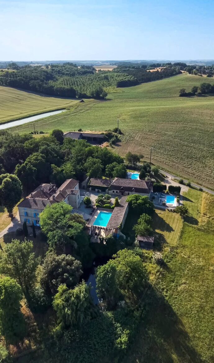 18th-Century Château in Southwest France - Montignac-de-Lauzun, France