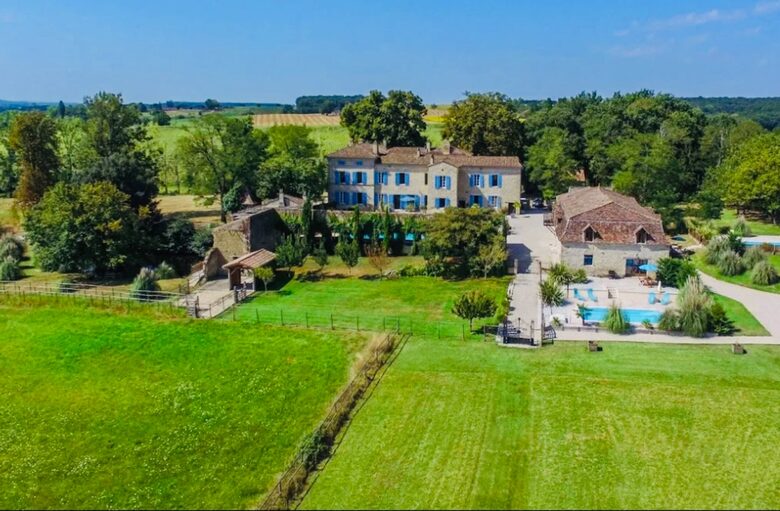 18th-Century Château in Southwest France - Montignac-de-Lauzun, France
