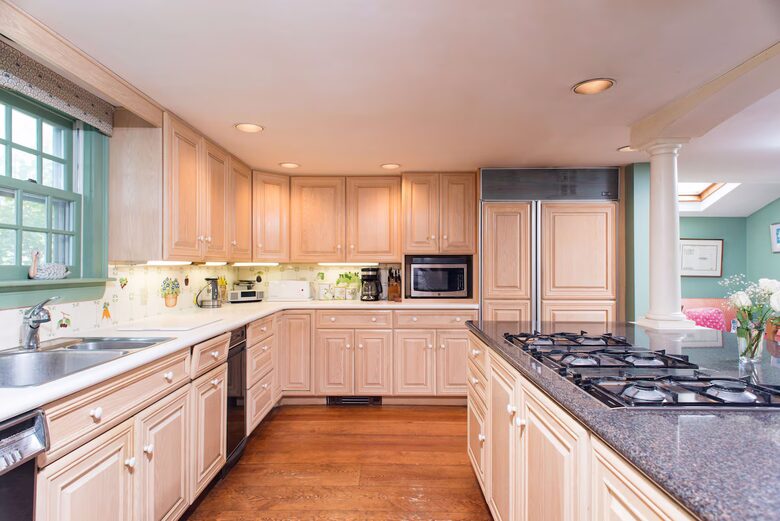 Manchester-by-the-Sea Historic Estate with Four-Acre Gardens - Manchester, Massachusetts