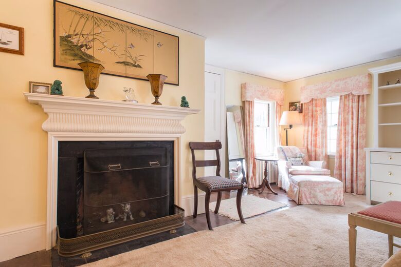 Manchester-by-the-Sea Historic Estate with Four-Acre Gardens - Manchester, Massachusetts