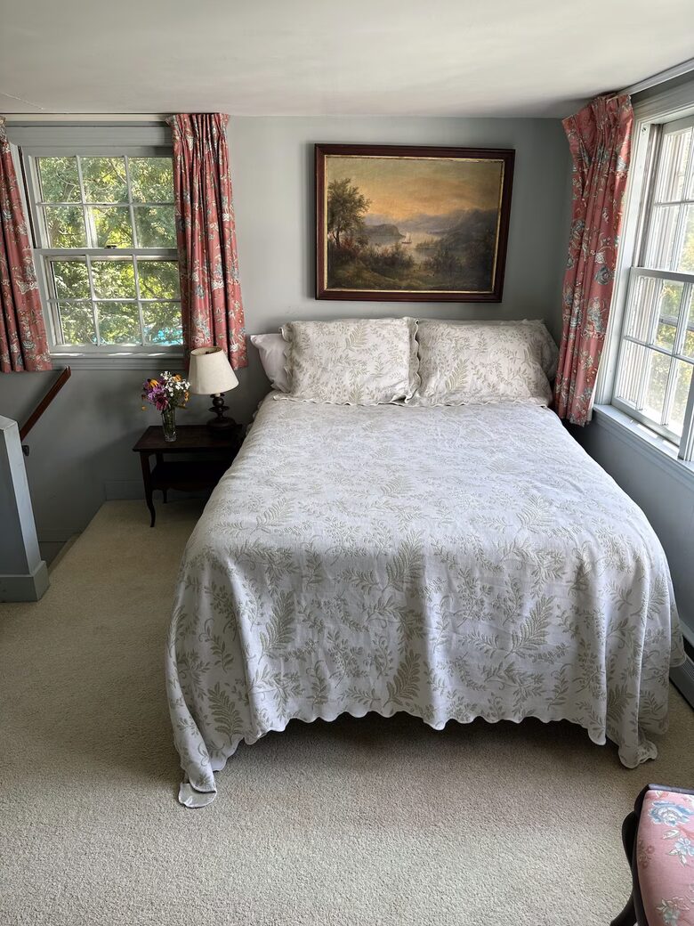 Manchester-by-the-Sea Historic Estate with Four-Acre Gardens - Manchester, Massachusetts