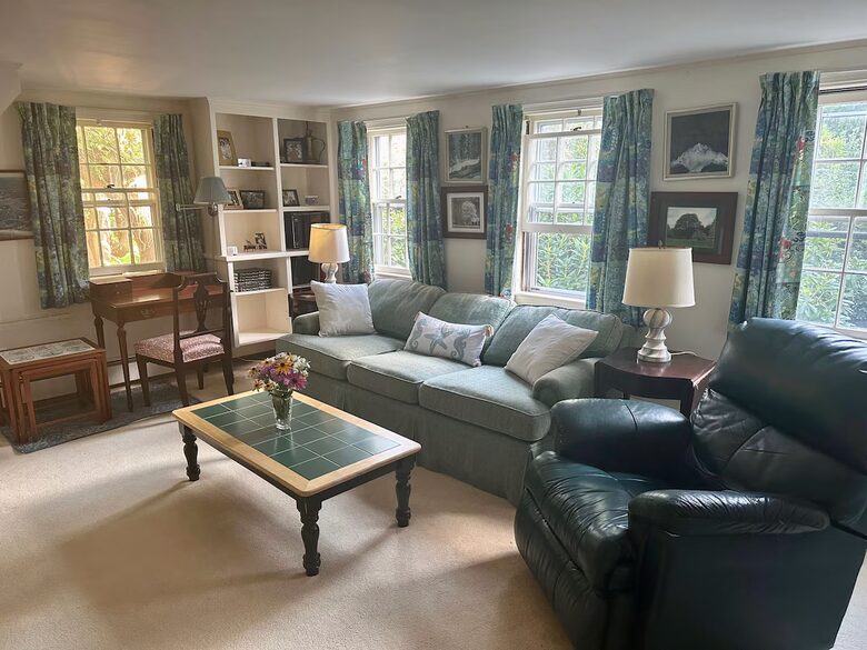 Manchester-by-the-Sea Historic Estate with Four-Acre Gardens - Manchester, Massachusetts