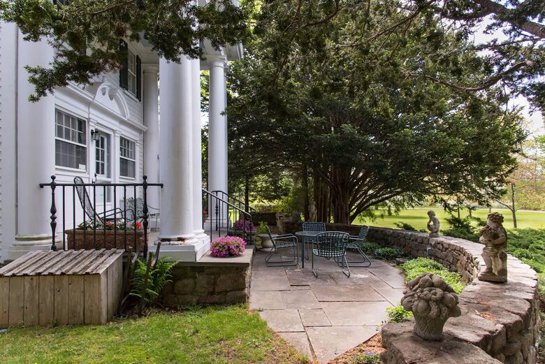 Manchester-by-the-Sea Historic Estate with Four-Acre Gardens - Manchester, Massachusetts