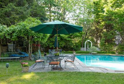 Manchester-by-the-Sea Historic Estate with Four-Acre Gardens - Manchester, Massachusetts