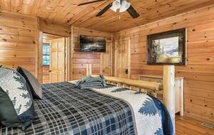 Private Mountain Cabin Between Gatlinburg & Pigeon Forge - Sevierville, Tennessee
