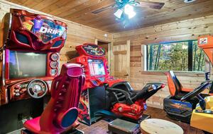 Private Mountain Cabin Between Gatlinburg & Pigeon Forge - Sevierville, Tennessee