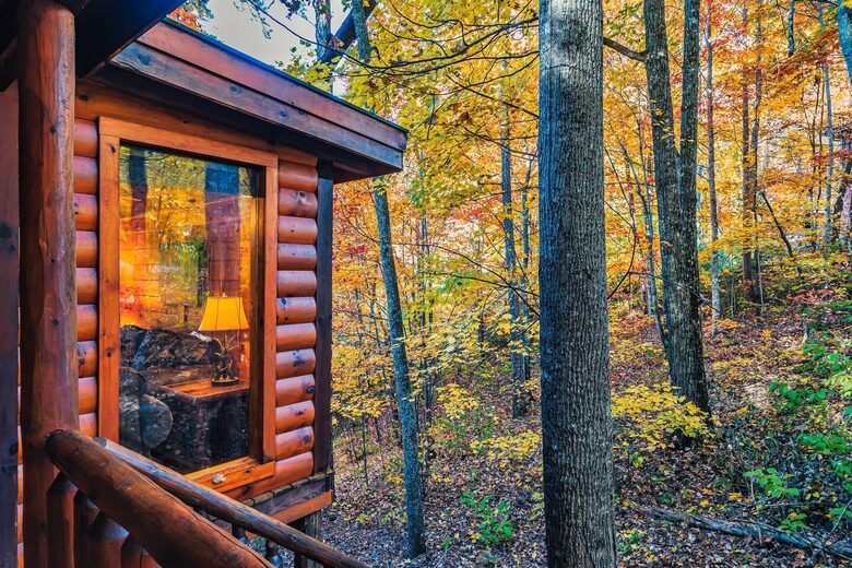 Private Mountain Cabin Between Gatlinburg & Pigeon Forge - Sevierville, Tennessee