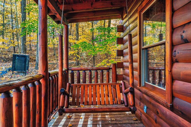 Private Mountain Cabin Between Gatlinburg & Pigeon Forge - Sevierville, Tennessee