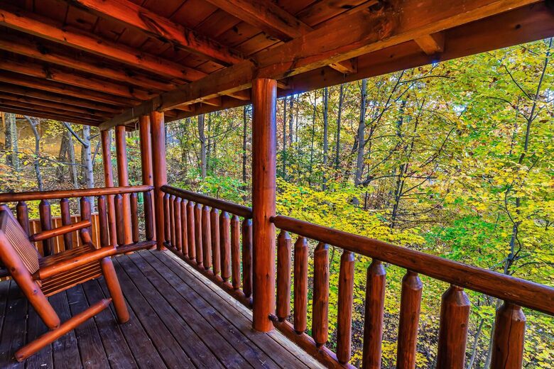 Private Mountain Cabin Between Gatlinburg & Pigeon Forge - Sevierville, Tennessee