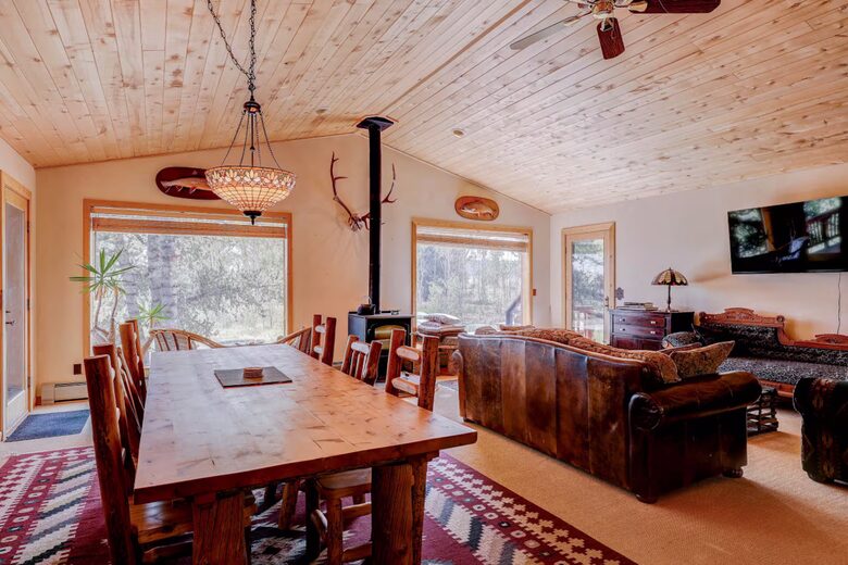 Fairplay Mountain Retreat with Hot Tub Near Breckenridge - Fairplay, Colorado