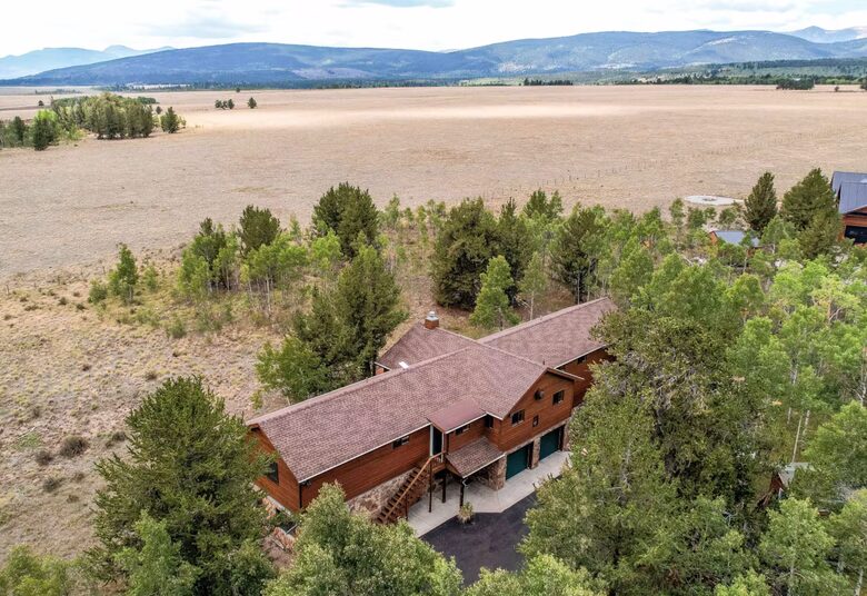 Fairplay Mountain Retreat with Hot Tub Near Breckenridge - Fairplay, Colorado