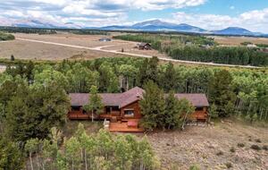 Fairplay Mountain Retreat with Hot Tub Near Breckenridge - Fairplay, Colorado