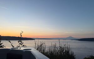Scenic Gig Harbor Retreat Overlooking Puget Sound - Gig Harbor, Washington