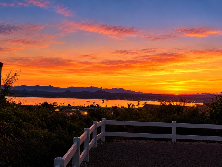 Lake Havasu Sunny Getaway - Lake Havasu City, Arizona