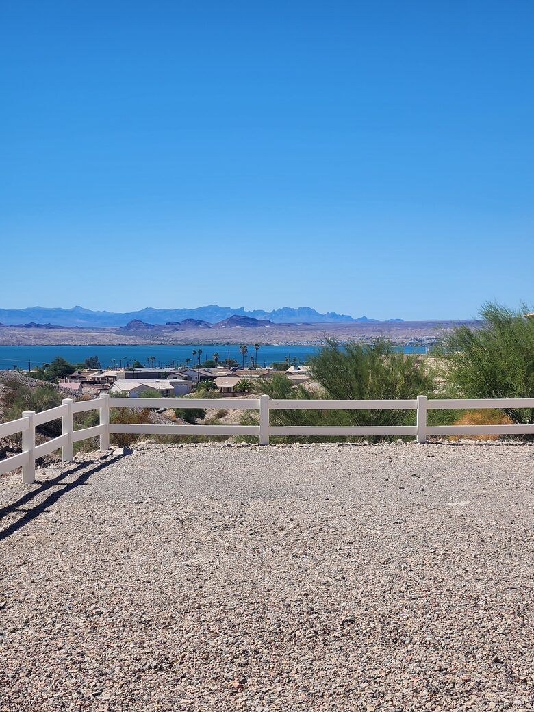 Lake Havasu Sunny Getaway - Lake Havasu City, Arizona