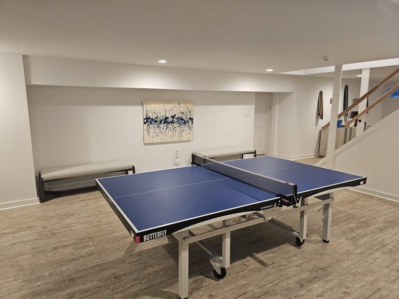 East Hampton Five-Acre Estate with Pool and Hot Tub - East Hampton, New York