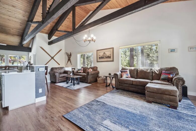 North Lake Tahoe Escape with Private View Balcony - Tahoe City, California