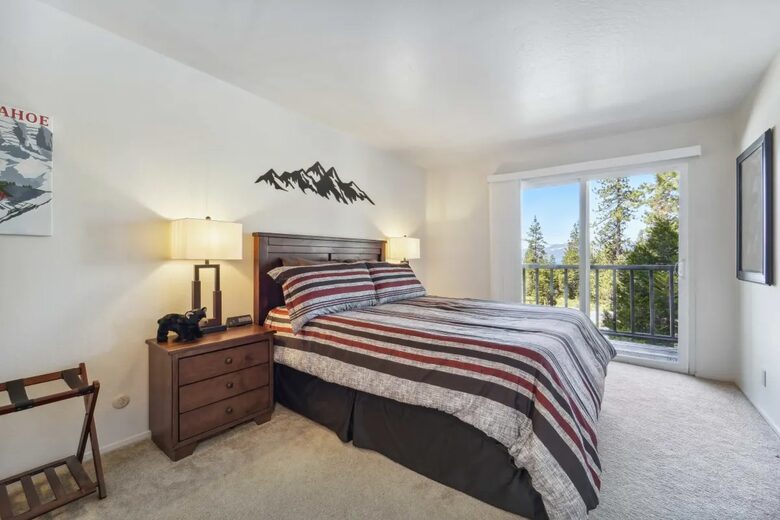 North Lake Tahoe Escape with Private View Balcony - Tahoe City, California