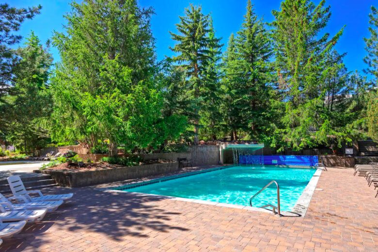 Cozy Mountain Retreat Steps from Canyons Village - Park City, Utah