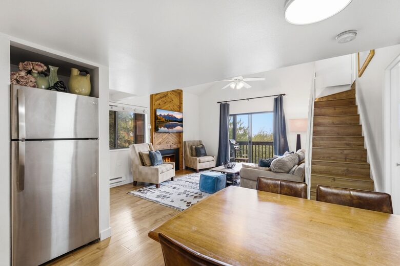 Cozy Mountain Retreat Steps from Canyons Village - Park City, Utah