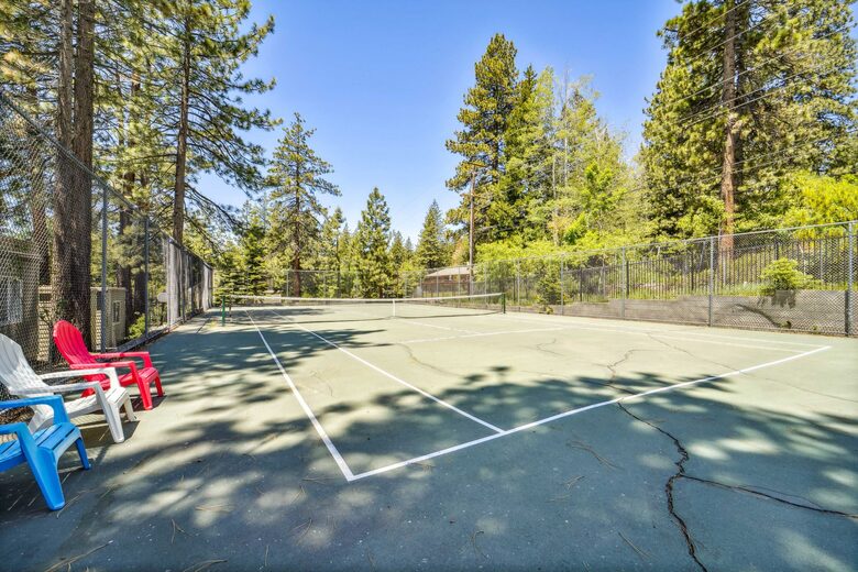 North Lake Tahoe Escape with Private View Balcony - Tahoe City, California