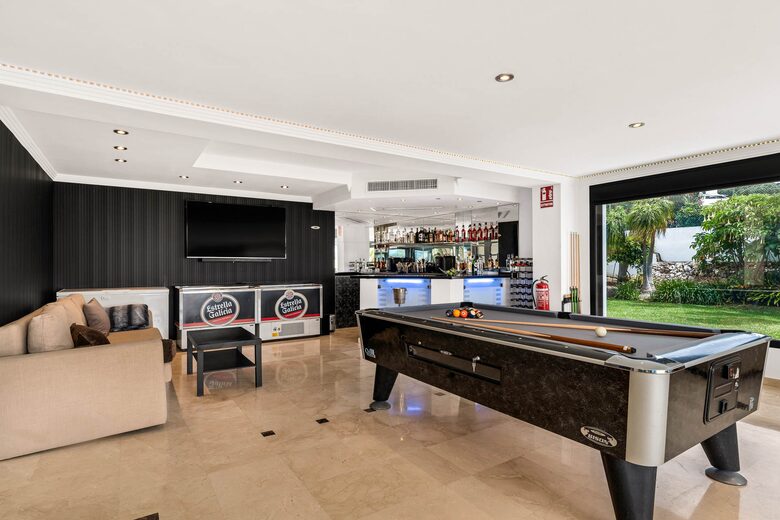 Mediterranean Grandeur | Luxury Villa with Infinity Pool & Panoramic Sea Views - Marbella, Spain