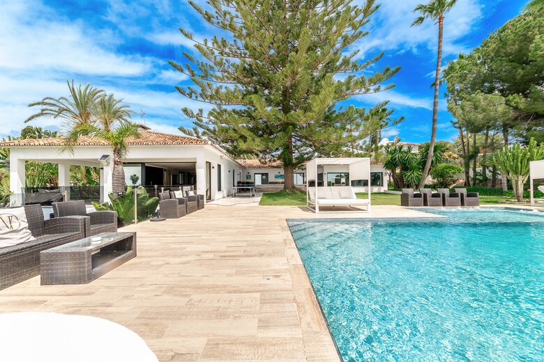 Mediterranean Grandeur | Luxury Villa with Infinity Pool & Panoramic Sea Views - Marbella, Spain