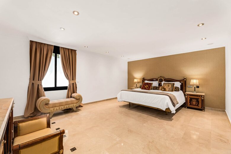 Mediterranean Grandeur | Luxury Villa with Infinity Pool & Panoramic Sea Views - Marbella, Spain